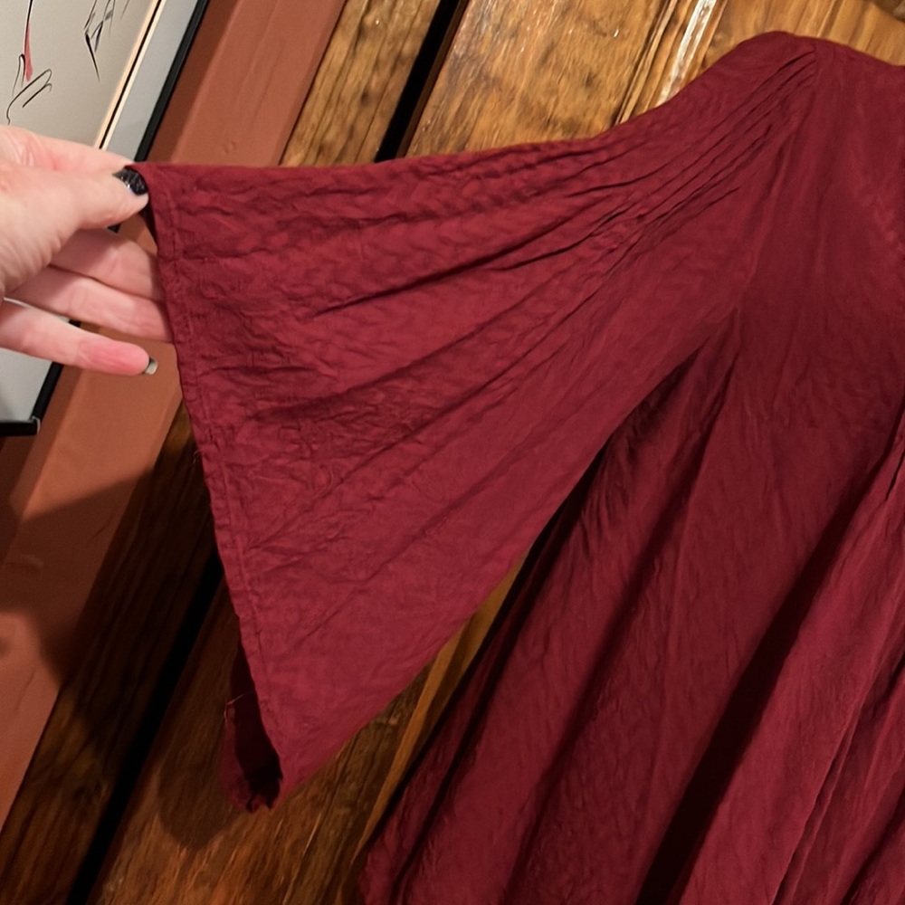 NWOT Burgundy Boho Top - Picture 4 of 8